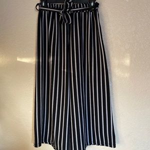 Stripped wide leg pants